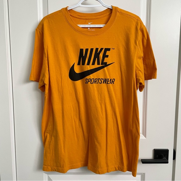 Nike Sportswear Men’s T-Shirt - Gold/Black - Picture 1 of 3